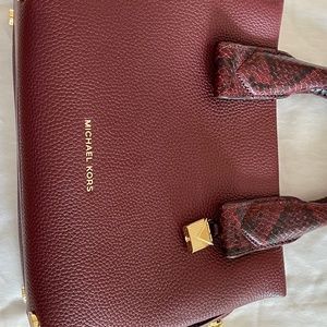 Michael Kors purse